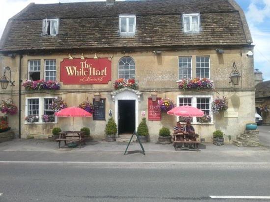 Hebe Cottage - Idyllic And Homely With Attention To Detail Atworth Exterior photo